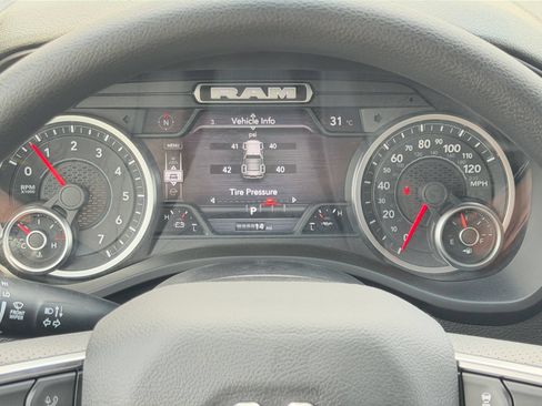 New 2026 RAM 1500 Tradesman AWD/4WD image 31