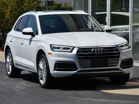 Used 2019 Audi Q5 2.0T Premium Plus w/ Premium Plus Package AWD/4WD image 6