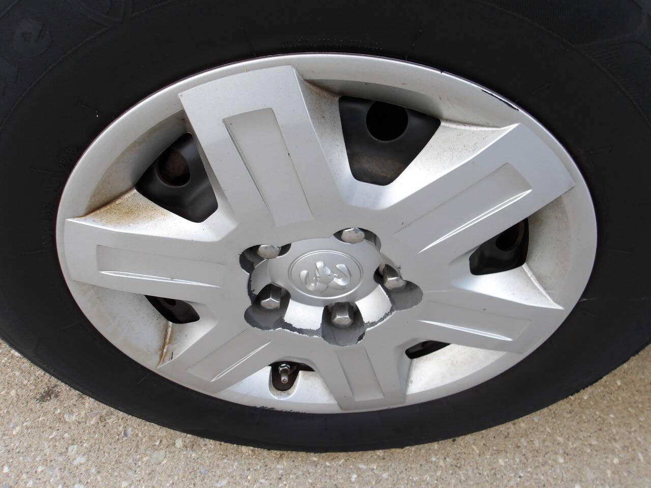 Used 2008 Dodge Grand Caravan SE FWD image 26
