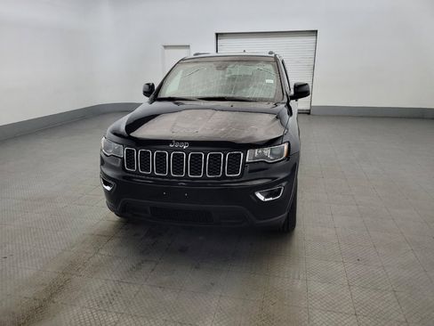 Used 2021 Jeep Grand Cherokee Laredo AWD/4WD image 15
