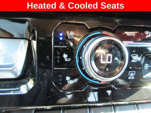 Used 2022 GMC Sierra 1500 AT4 w/ AT4 Premium Package AWD/4WD image 20