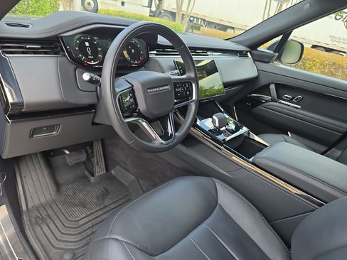 Certified 2025 Land Rover Range Rover Sport SE AWD/4WD image 16