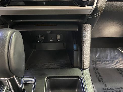 Used 2018 Subaru Outback 2.5i Limited image 21