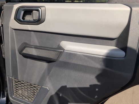 Used 2023 Ford Bronco Big Bend AWD/4WD image 36