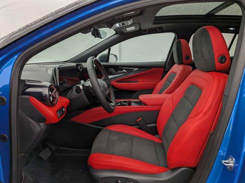 New 2026 Chevrolet Blazer EV RS image 17