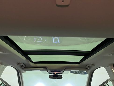 Certified 2022 Nissan Rogue Platinum w/ Head-Up Display Package AWD/4WD image 14