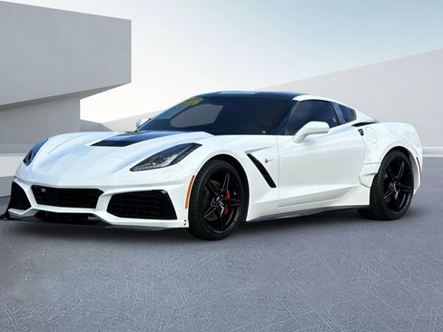 Used 2017 Chevrolet Corvette Stingray image 8