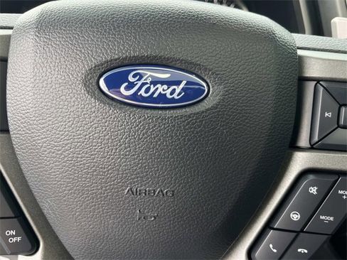 Used 2020 Ford F150 Raptor w/ Equipment Group 802A Luxury image 34