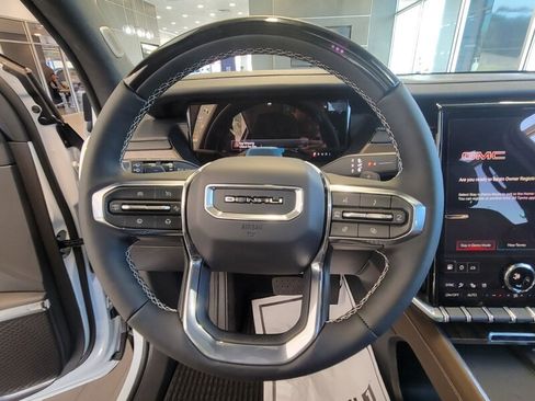 New 2026 GMC Acadia Denali Ultimate image 15