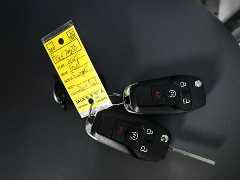 Used 2025 Ford Ranger XLT w/ Equipment Group 301A High image 21