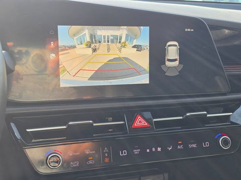 Used 2023 Kia Niro EX FWD image 20