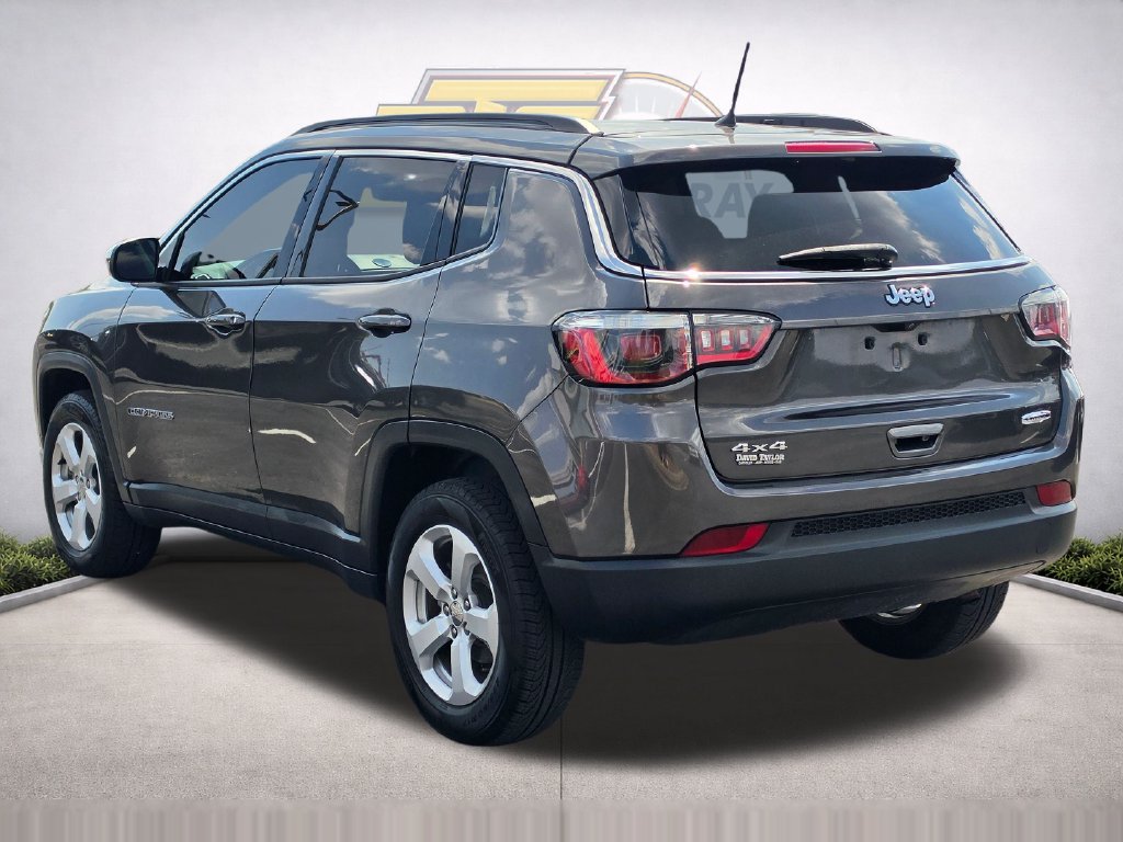 Used 2018 Jeep Compass Latitude AWD/4WD image 7