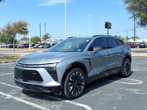 Used 2024 Chevrolet Blazer EV RS AWD/4WD image 11