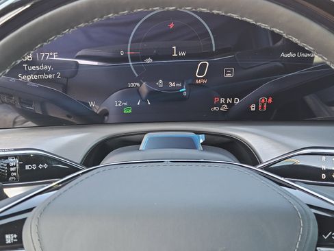 New 2026 Cadillac Vistiq Premium Luxury w/ LPO, Floor Liner Package image 43