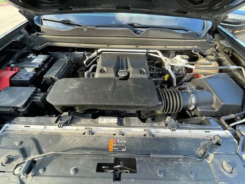 Used 2023 Chevrolet Colorado Trail Boss w/ Technology Package AWD/4WD image 27