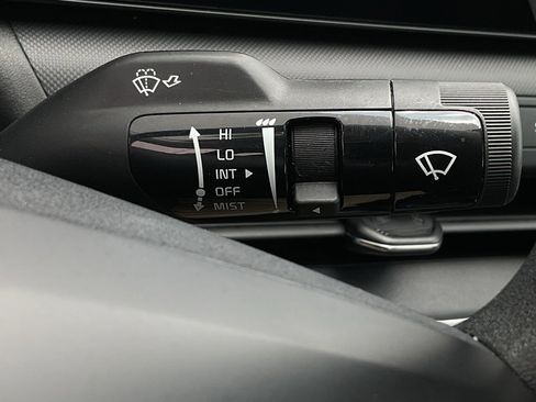 Used 2025 Kia K4 LXS image 26