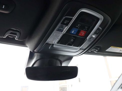 Used 2020 RAM 5500 4x4 Crew Cab image 28