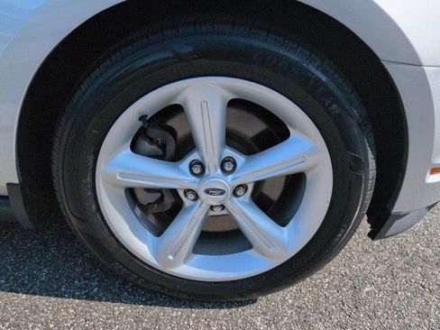 Used 2012 Ford Mustang GT Premium w/ Comfort Pkg RWD image 11