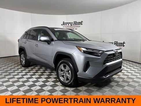 Used 2023 Toyota RAV4 XLE w/ Convenience Package FWD image 4