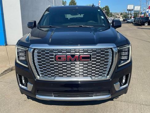 Used 2024 GMC Yukon Denali w/ Advanced Technology Package AWD/4WD image 5