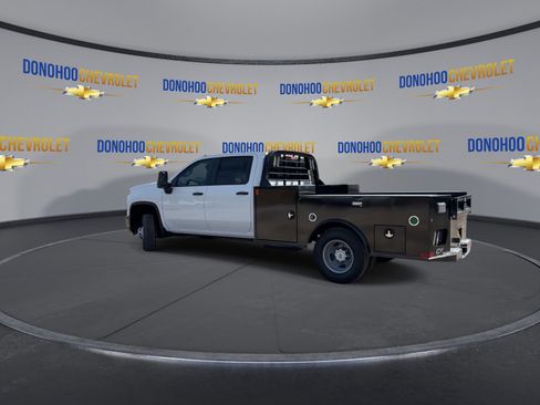 New 2026 Chevrolet Silverado 3500 W/T image 9
