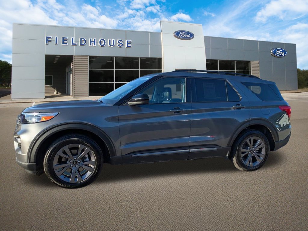 Used 2023 Ford Explorer XLT w/ Equipment Group 202A AWD/4WD image 12