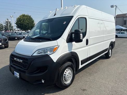 Used 2024 RAM ProMaster 2500 w/ Convenience Group FWD image 1