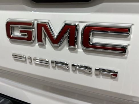 Certified 2024 GMC Sierra 1500 Pro w/ Graphite Edition image 27