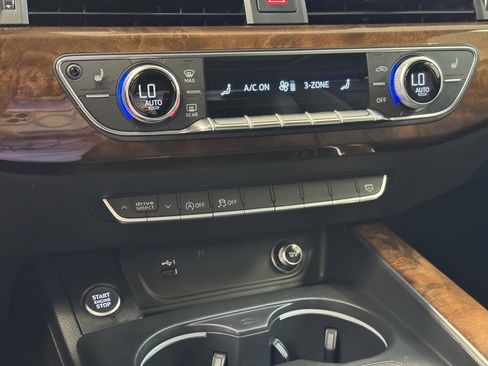 Used 2019 Audi A4 2.0T Premium w/ Convenience Package image 38