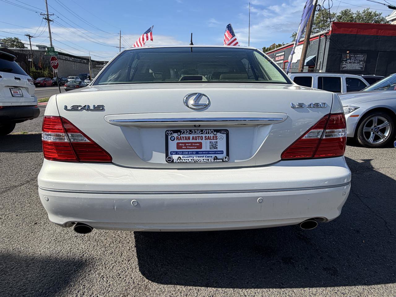 Used 2005 Lexus LS 430 RWD image 10