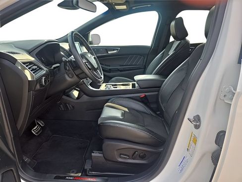Used 2023 Ford Edge ST w/ Equipment Group 401A AWD/4WD image 9