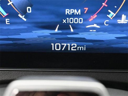 Used 2024 Chevrolet Traverse RS w/ LPO, Floor Liner Package image 20