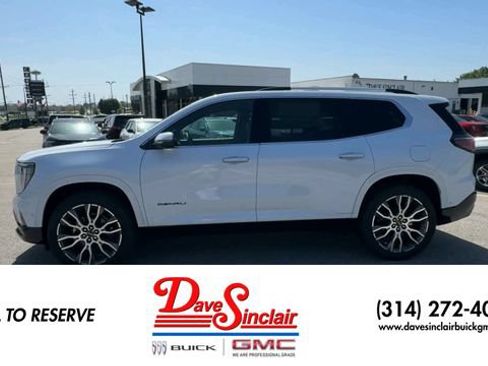 New 2026 GMC Acadia Denali Ultimate w/ LPO, Floor Liner Package AWD/4WD image 5