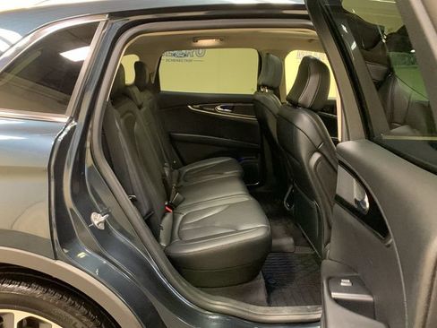 Used 2023 Lincoln Nautilus Reserve AWD/4WD image 15