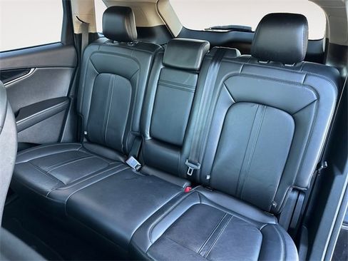 Used 2021 Lincoln Nautilus Reserve w/ Equipment Group 202A image 13