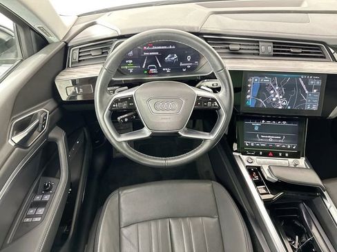 Used 2023 Audi e-tron Premium Plus AWD/4WD image 3