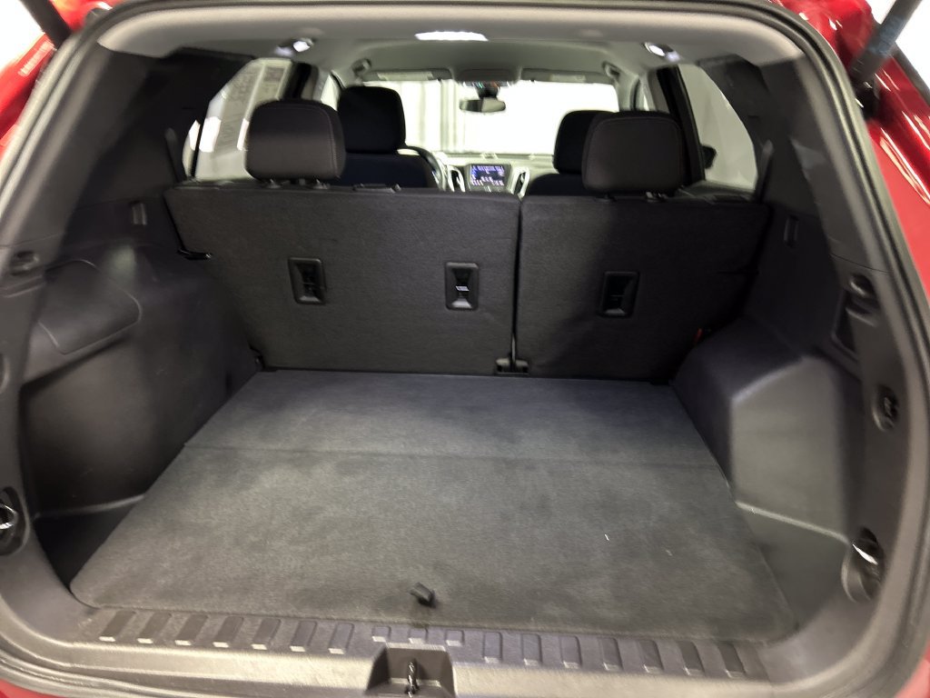 Used 2024 Chevrolet Equinox LT AWD/4WD image 24