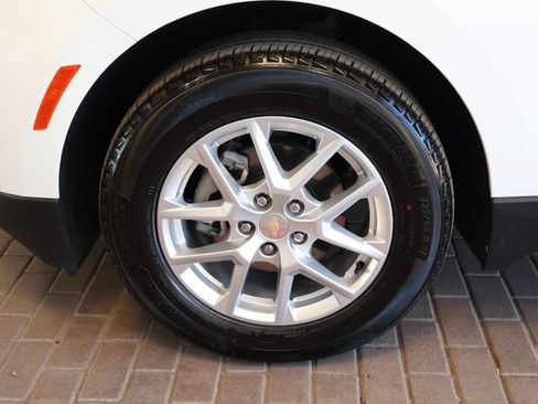 Used 2022 Chevrolet Equinox LT FWD image 13