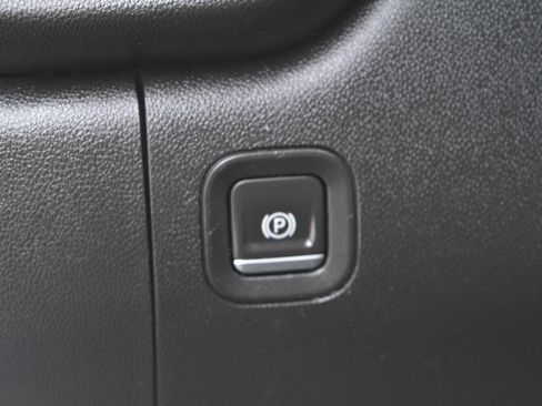 Used 2019 Chevrolet Silverado 1500 W/T w/ Trailering Package image 27