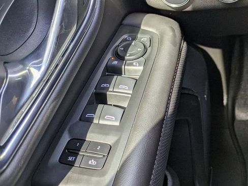 Used 2023 GMC Yukon AT4 AWD/4WD image 28