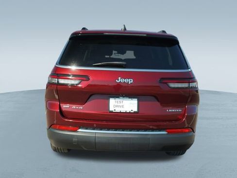 Used 2022 Jeep Grand Cherokee L Limited image 8