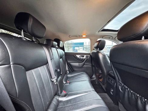 Used 2015 INFINITI QX70 AWD w/ Premium Package image 12