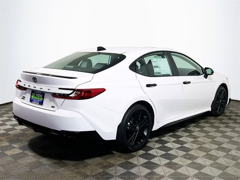 New 2026 Toyota Camry Hybrid image 8