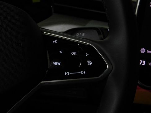 Used 2025 Volkswagen ID. Buzz 1st Edition image 44