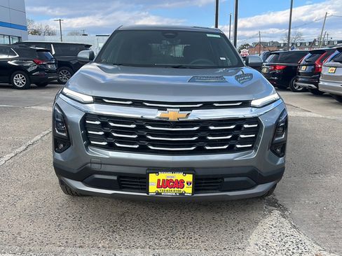 New 2026 Chevrolet Equinox LT w/ Safety and Technology Package FWD image 3
