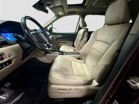 Used 2019 Honda Pilot Touring image 24