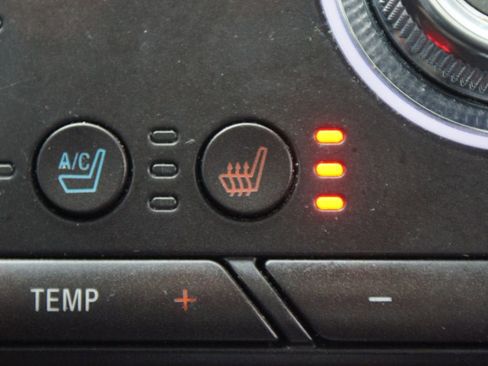 Used 2017 Ford Fusion Titanium image 9