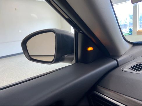 Used 2024 Nissan Altima 2.5 SV image 39