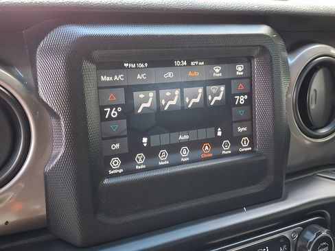 Used 2019 Jeep Wrangler Sport AWD/4WD image 15