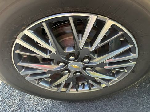 New 2026 Chevrolet Traverse LT image 9